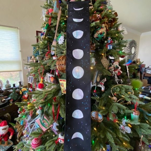 NEW Moon Phases & Zodiac Constellation Wall Tapestry - Picture 1 of 5